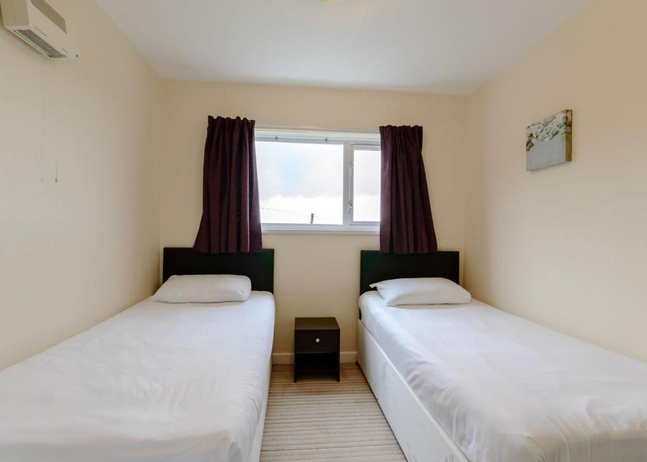 Gilfach Holiday Park Henfynyw Upper 外观 照片