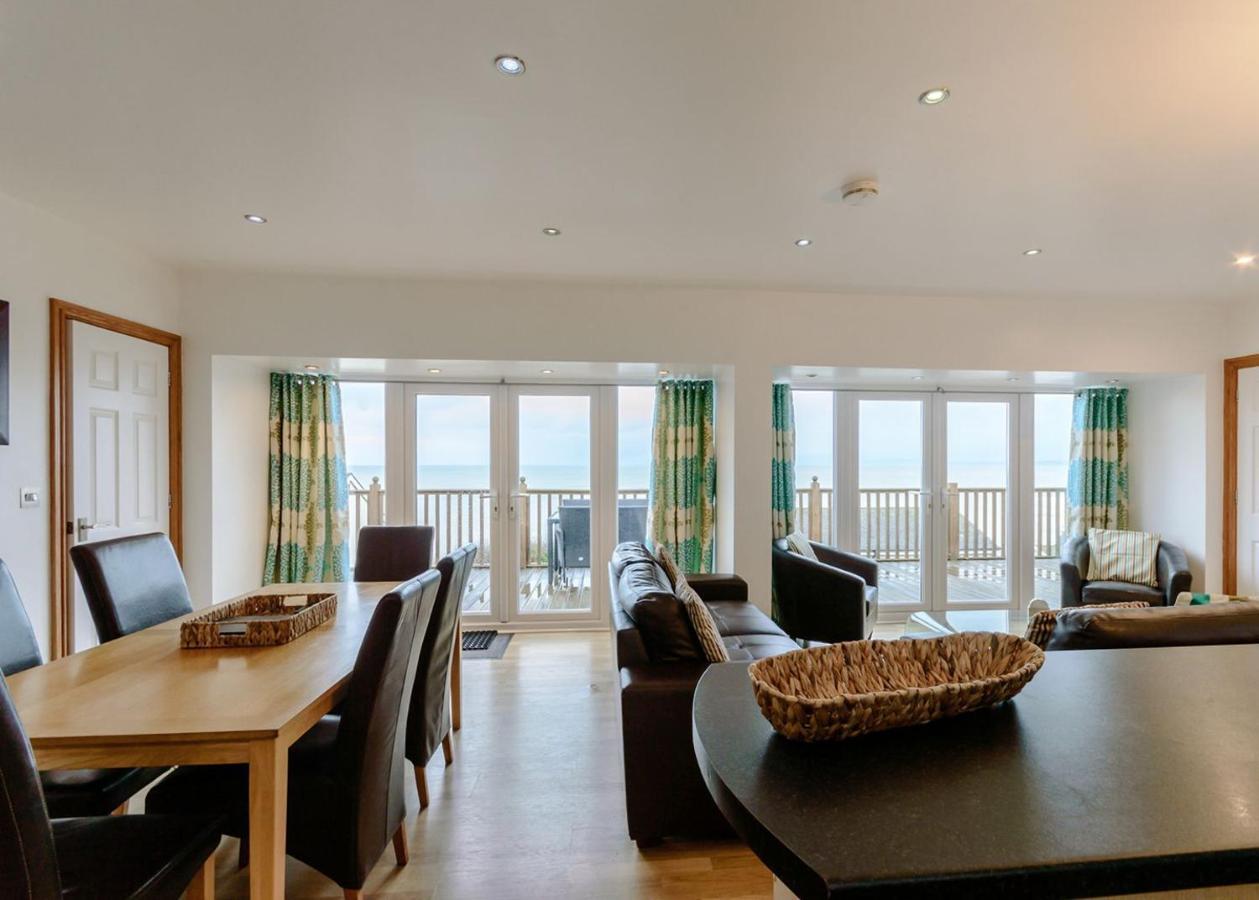 Gilfach Holiday Park Henfynyw Upper 外观 照片