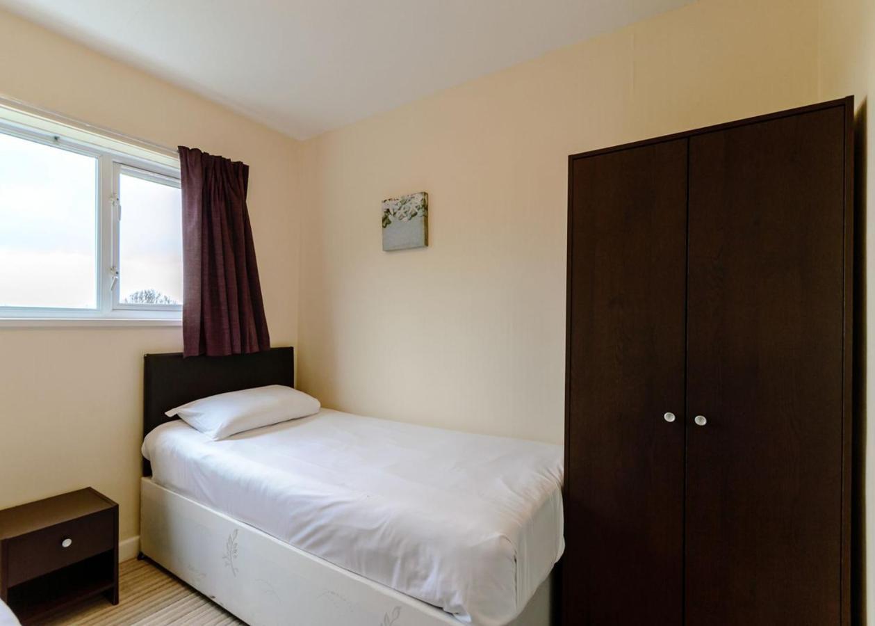 Gilfach Holiday Park Henfynyw Upper 外观 照片