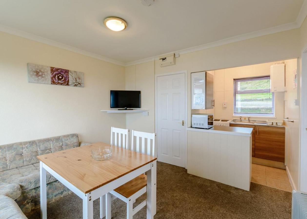 Gilfach Holiday Park Henfynyw Upper 外观 照片