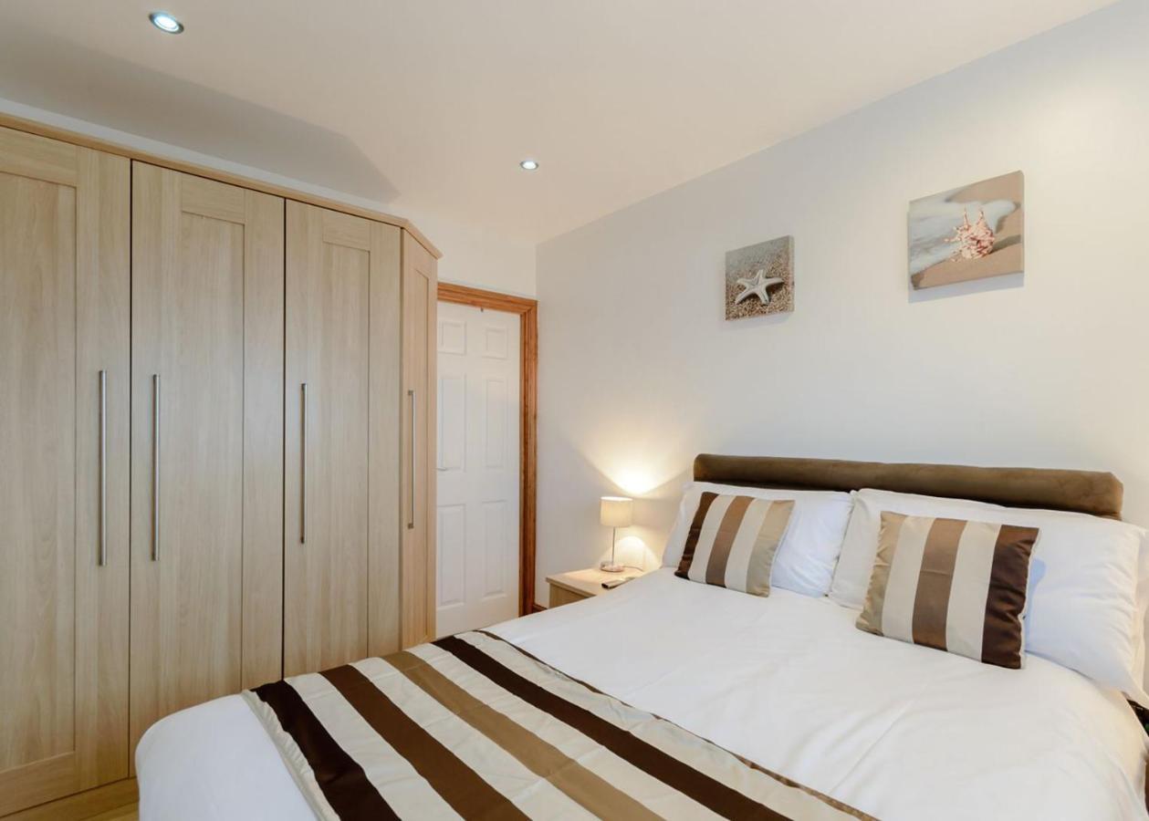 Gilfach Holiday Park Henfynyw Upper 外观 照片